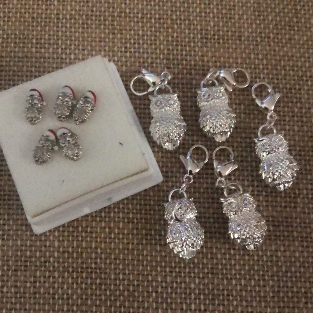 Origami Owl Charm And Dangle Bundle 26 25$